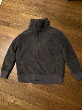 Athleta Dark Gray/Green Sherpa Zip-Up Pullover